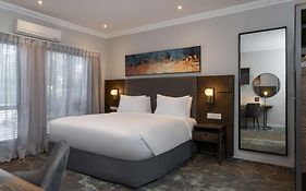 Radisson And Convention Centre Or Tambo Airport 4*
